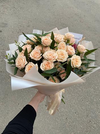 Букет Кремовые розы Латте в Сарове